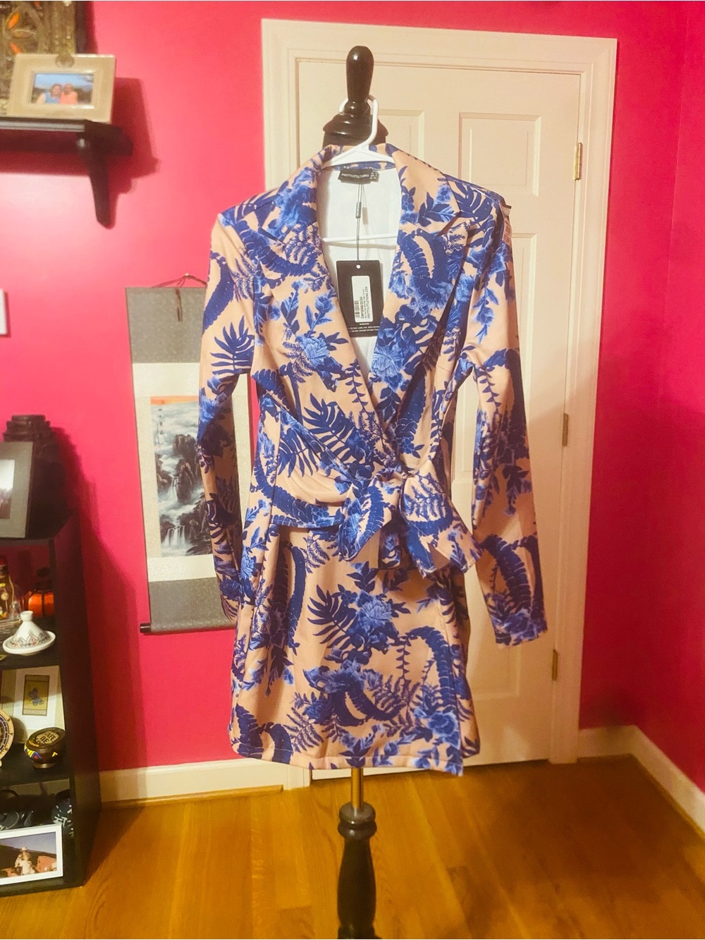 PrettyLittleThing Blue Floral Wrap Blazer Dress on Blush